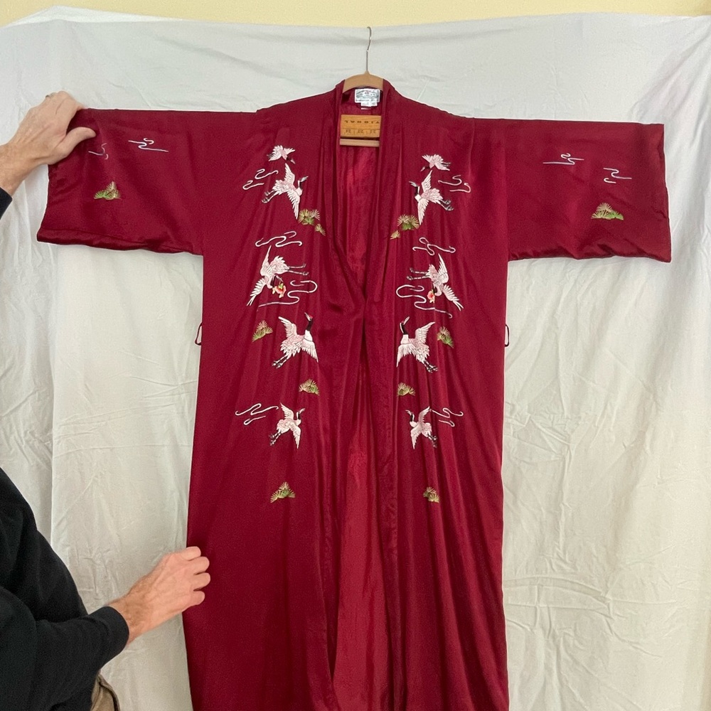 Elegant Red Embroidered Kimono Robe  - MAKE AN OFFER!